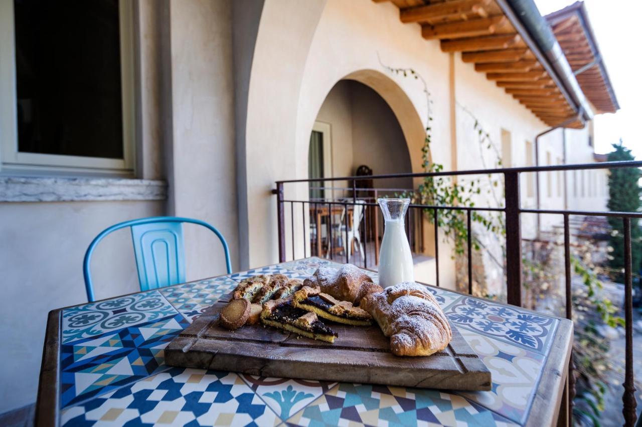 Agriturismo Pratello Padenghe sul Garda Bagian luar foto