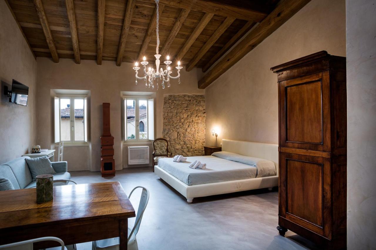 Agriturismo Pratello Padenghe sul Garda Bagian luar foto
